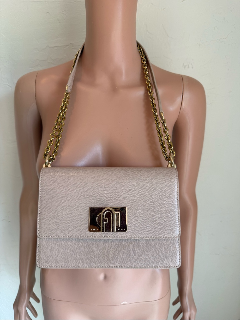 1927 FAR-FETCH PURLS Leather Bag Purse Natural Pink Chain Flip Lock Crossbody